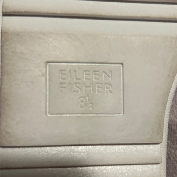 Eileen Fisher Brown Slip-On Loafer type casual shoe. - Picture 4 of 5